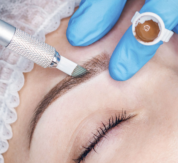 EYEBROW-MICROBLADING